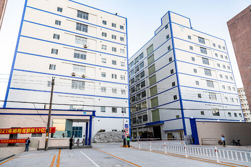 ข่าวล่าสุดของบริษัทเกี่ยวกับ สถานีชาร์จรถยนต์เคลื่อนไหวเปลี่ยนการช่วยเหลือทาง