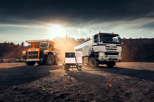 ข่าวล่าสุดของบริษัทเกี่ยวกับ บอกลาสายไฟพันกันและการขยายโครงข่าย: ระบบกักเก็บพลังงานเคลื่อนที่และระบบชาร์จของ Door Energy ปรับเปลี่ยนการดำเนินงานท่าเรืออย่างไร